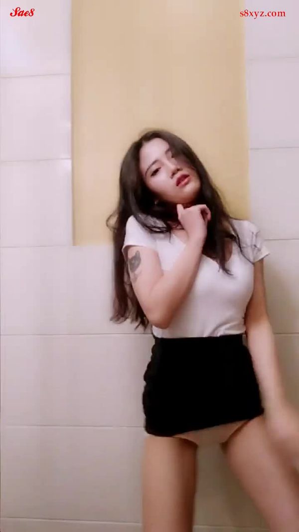 甜美纯欲美学姐大尺度诱惑